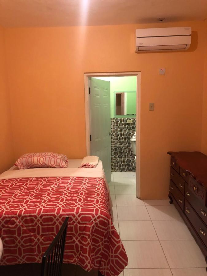 Scarlett Guest House Bull Bay Екстериор снимка